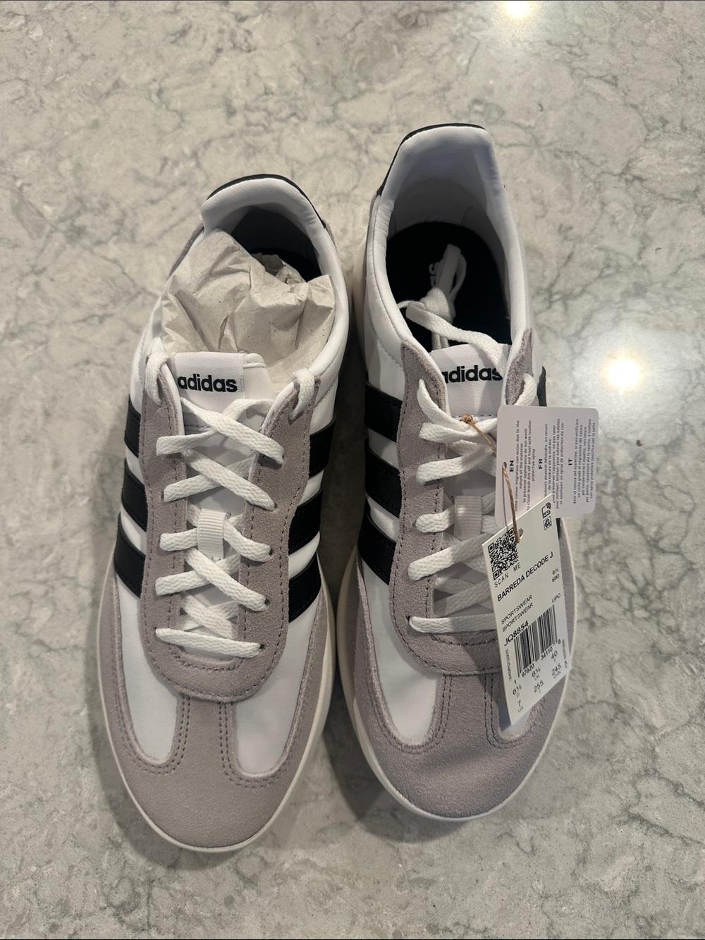 Adidas Baredda Men’s White, Gray & Black Retro-Inspired Sneakers